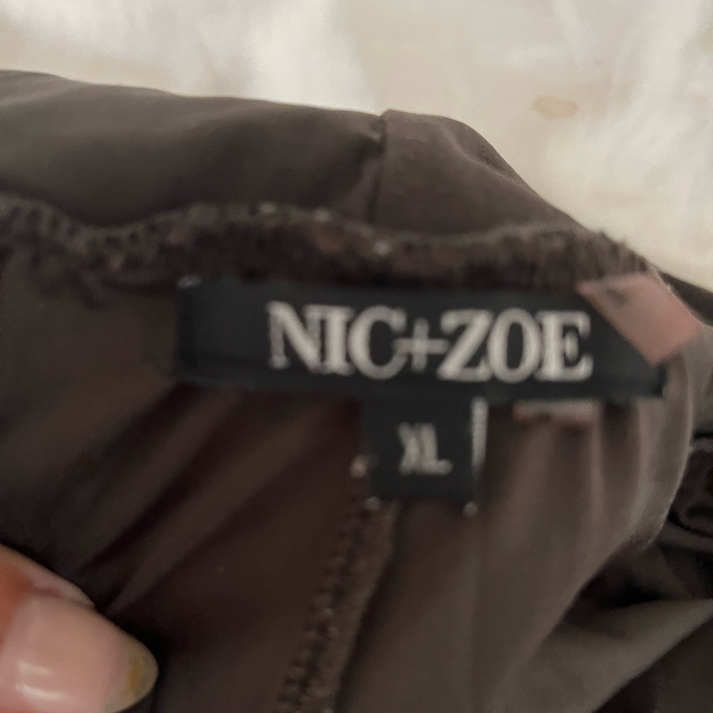 Super flowey  / extreme wide leg ( almost looks like a skirt ..